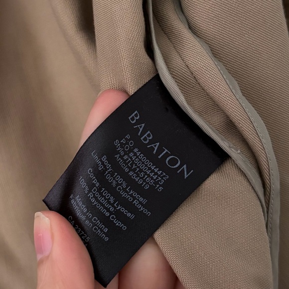 Aritzia Babaton Lyocell Beige Double-Breasted Trench Coat - Medium - Picture 9 of 11